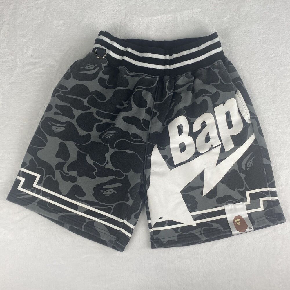 A Bathing Ape Bermuda Shorts Kids Boys Large Gray Camo Logo Pockets Casual